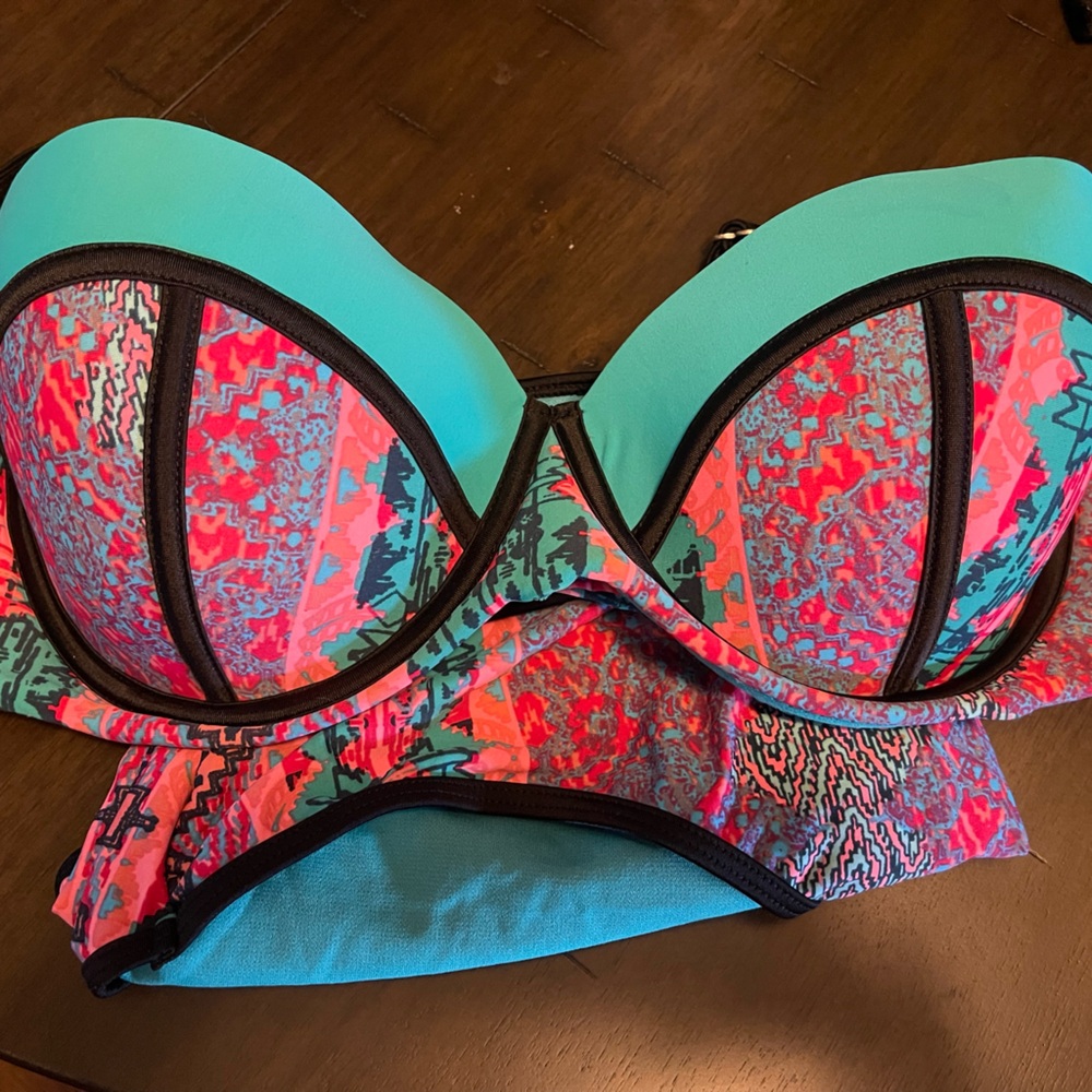 Bikini set with push up